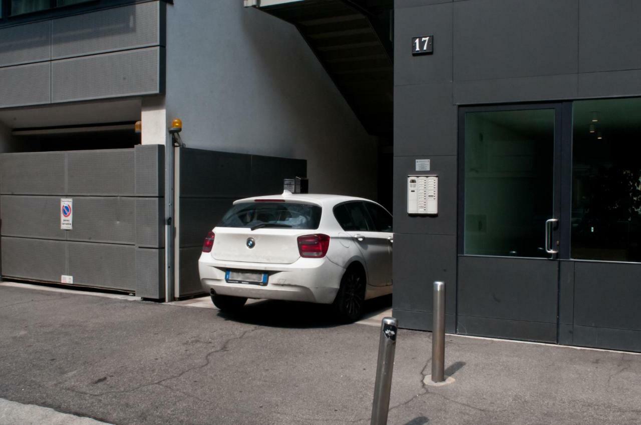 Vela Suites Centro Con Garage * Milan